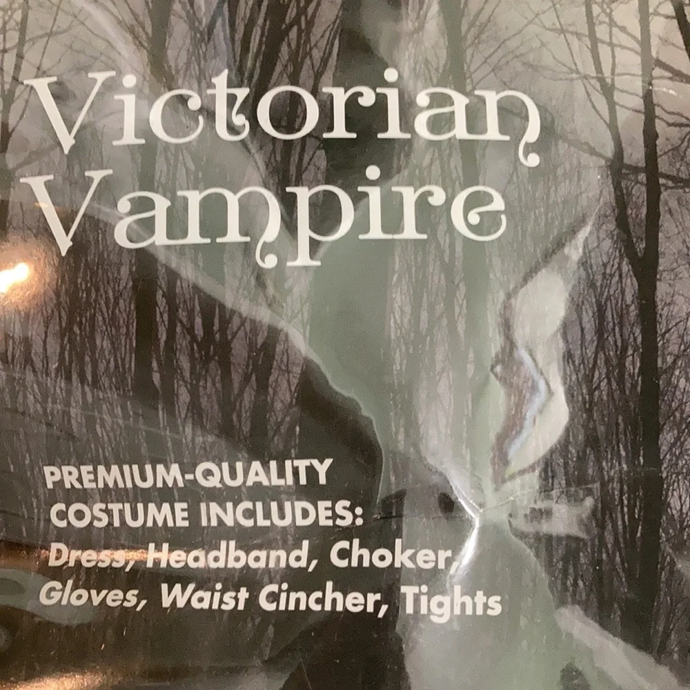- victorian vampire costume -signature collection ..(medium) - Picture 12 of 15